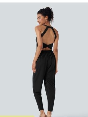 HALARA Black Open-Back Cross-Strap Jumpsuit